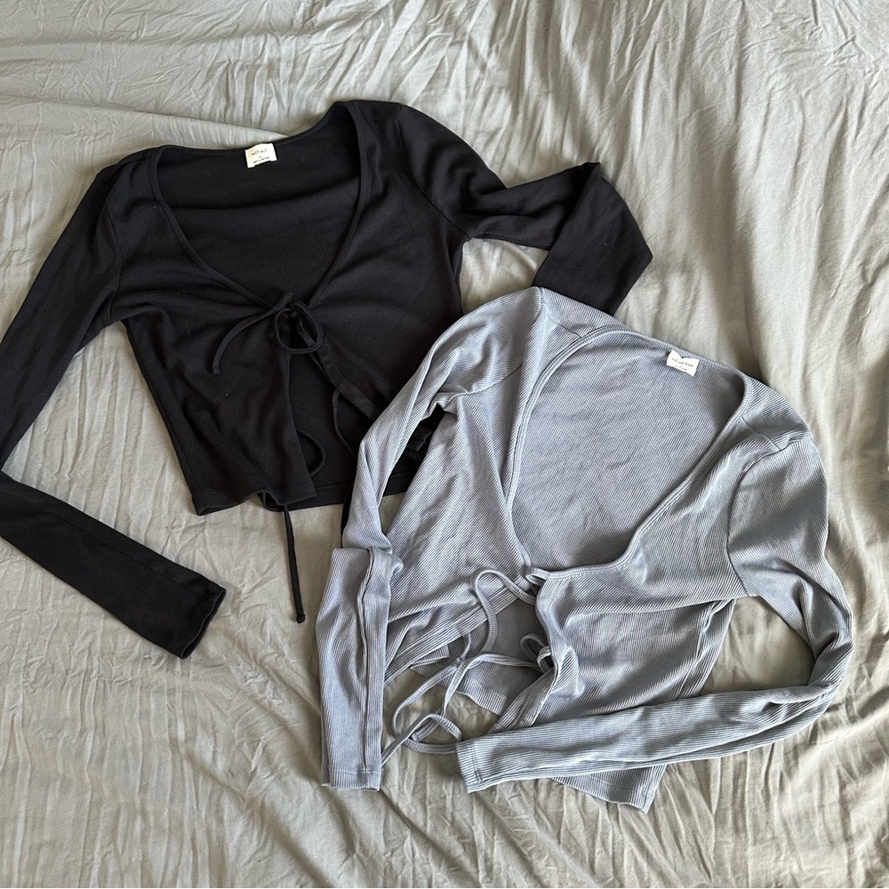BUNDLE - Aritzia Wilfried tie front top